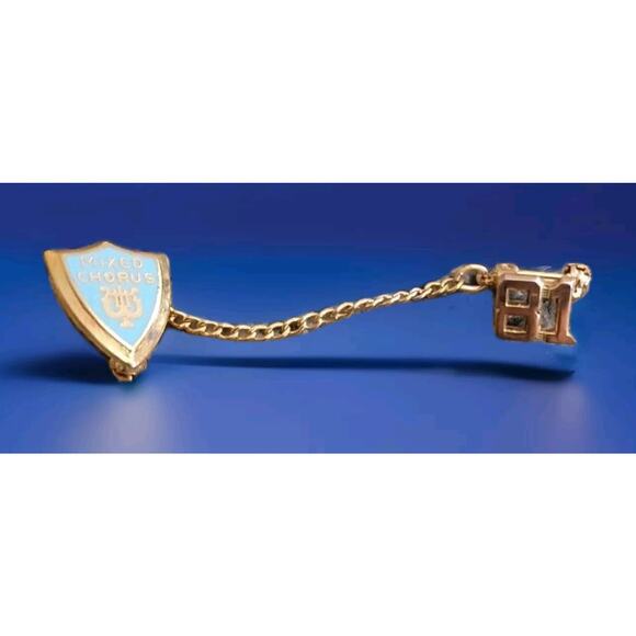 Vintage 1981 Mixed Chorus Lapel Pin / Tie Tack Pinback button choir high school - Picture 2 of 3